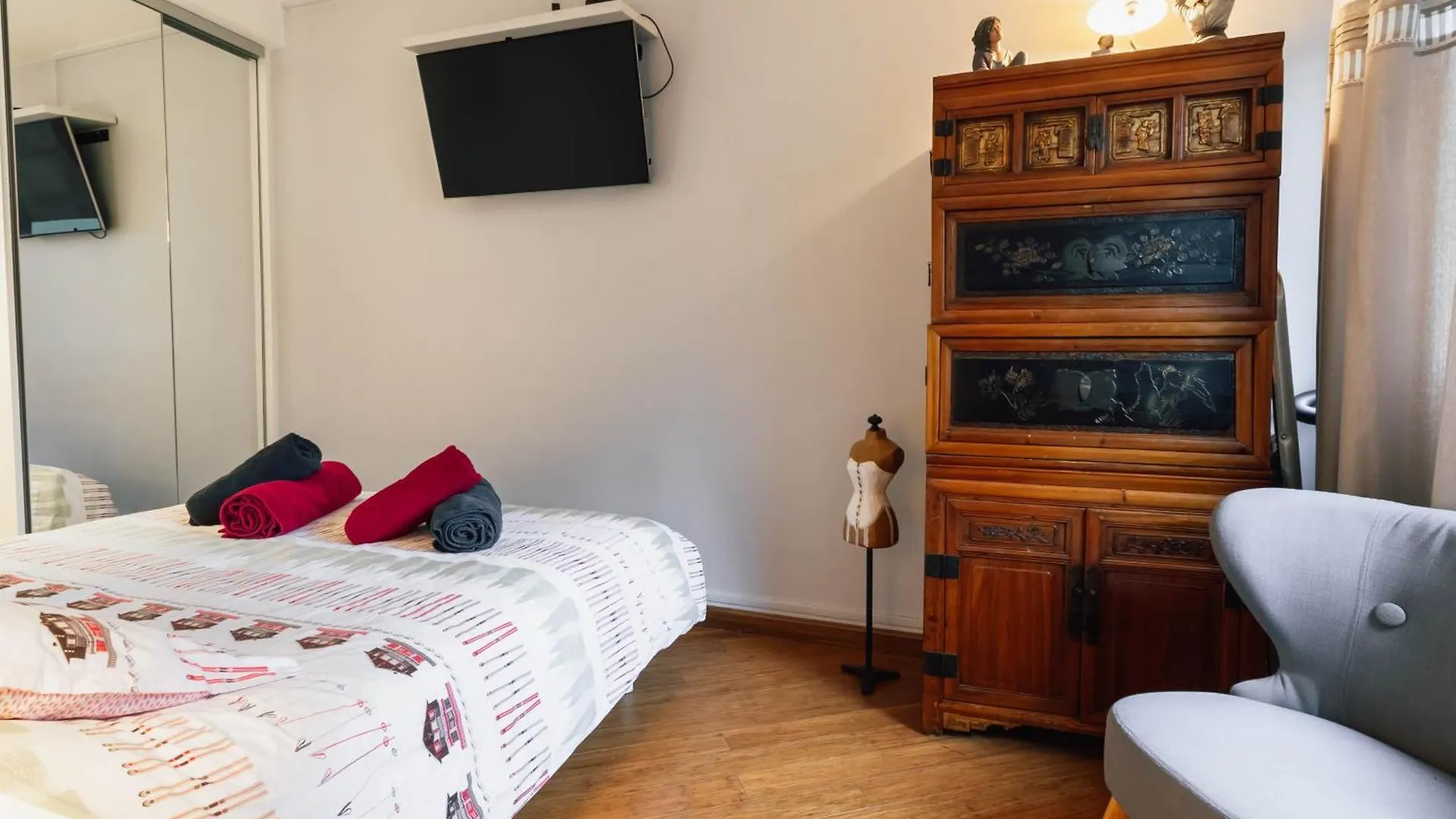 Le Retro-Chic - T2 Raffinee - Balcon & Metro M12 Apartman Párizs 0*,  Franciaország