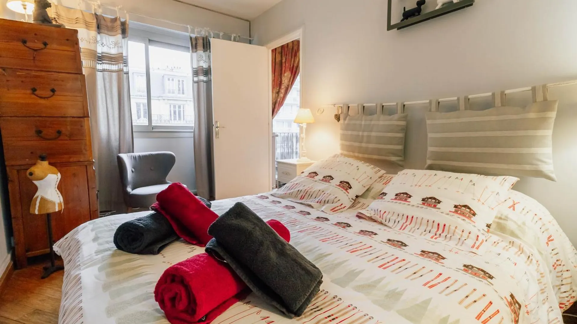 Апартаменты Le Retro-Chic - T2 Raffinee - Balcon & Metro M12 Париж 0*,